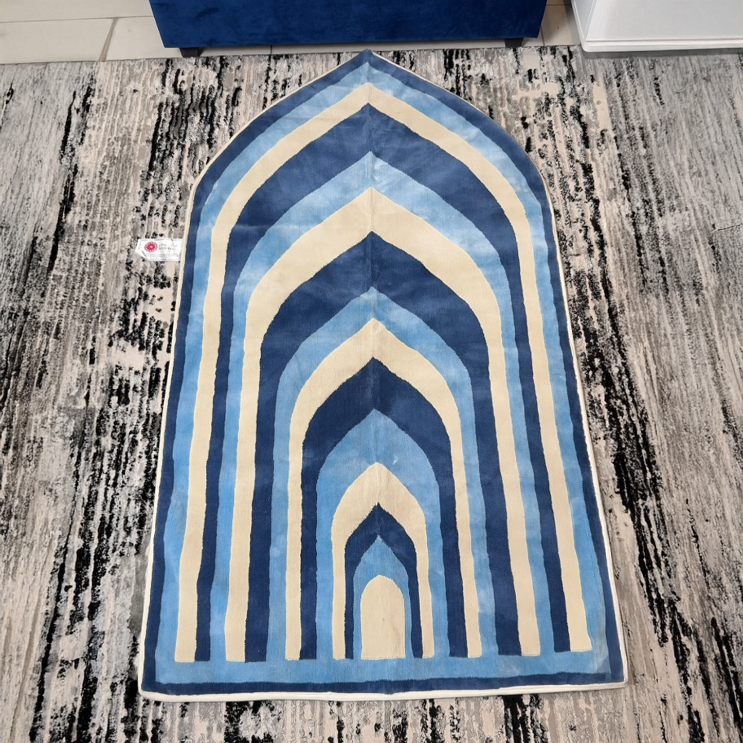 Al Noor Padded Prayer Mat Arched Blue with Handbag
