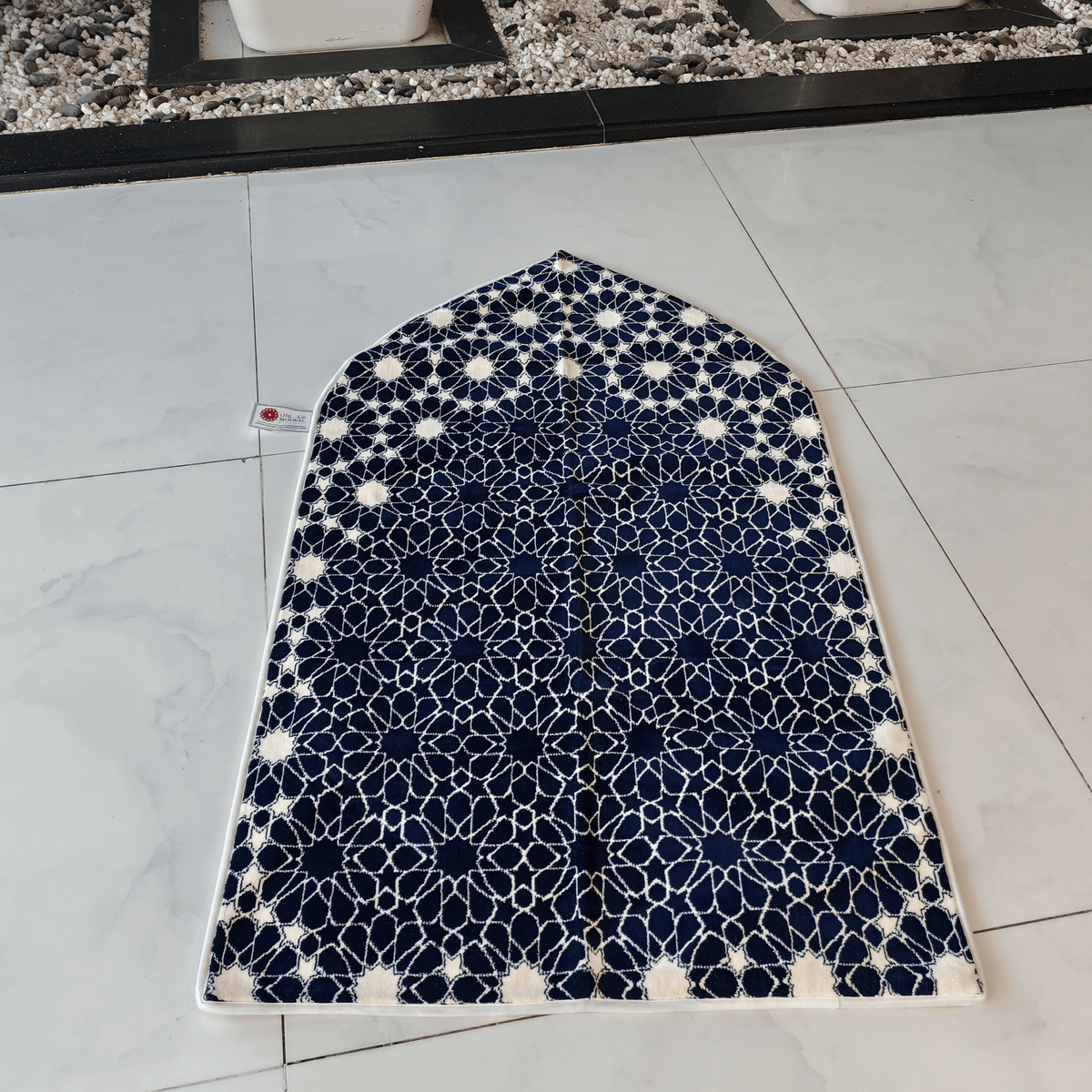 Al Andalusia Padded Prayer Mat Dark Blue with Handbag - Nusuki Saudi Arabia