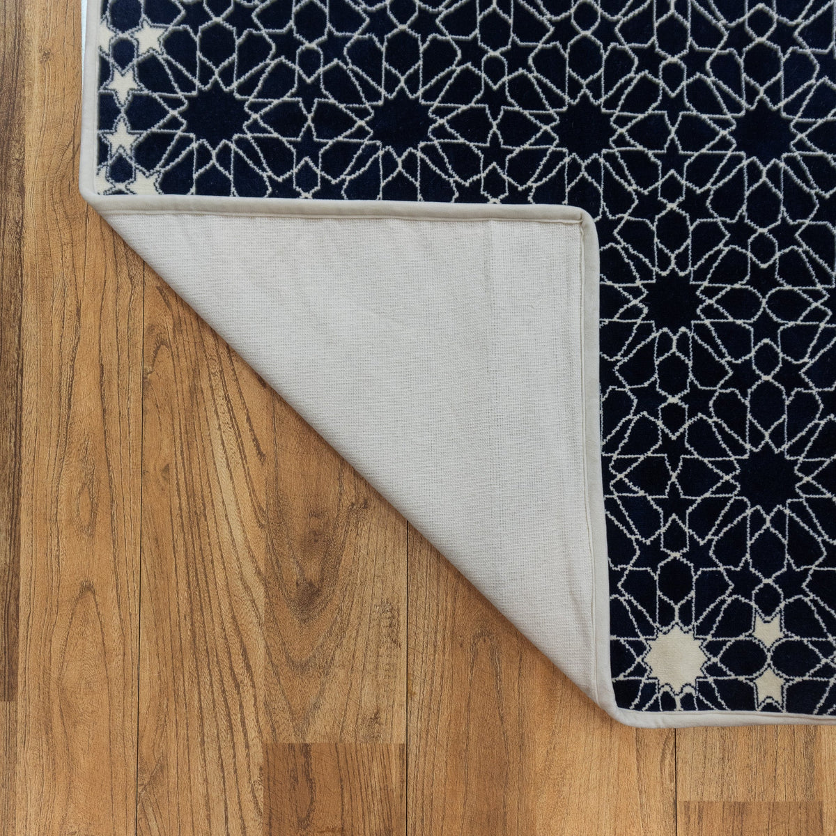 Al Andalusia Padded Prayer Mat Dark Blue with Handbag - Nusuki Saudi Arabia