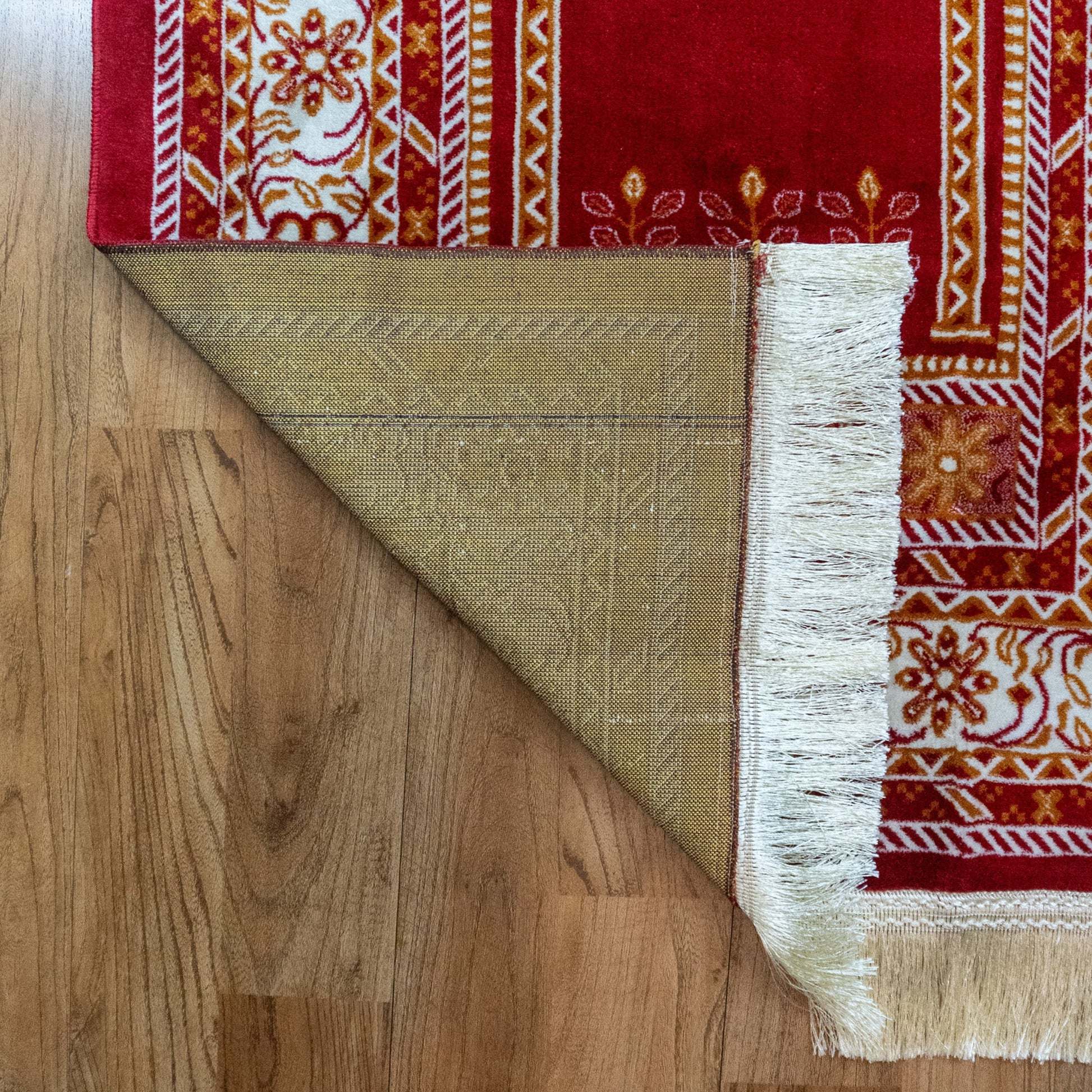 Al - Fusaifesa Prayer Mat Red - Nusuki SA
