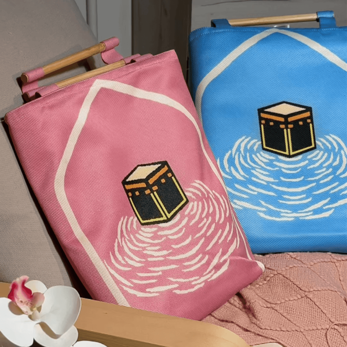 Al kaaba Modern Padded Prayer Mat Arched Pink with Handbag - Nusuki Saudi Arabia