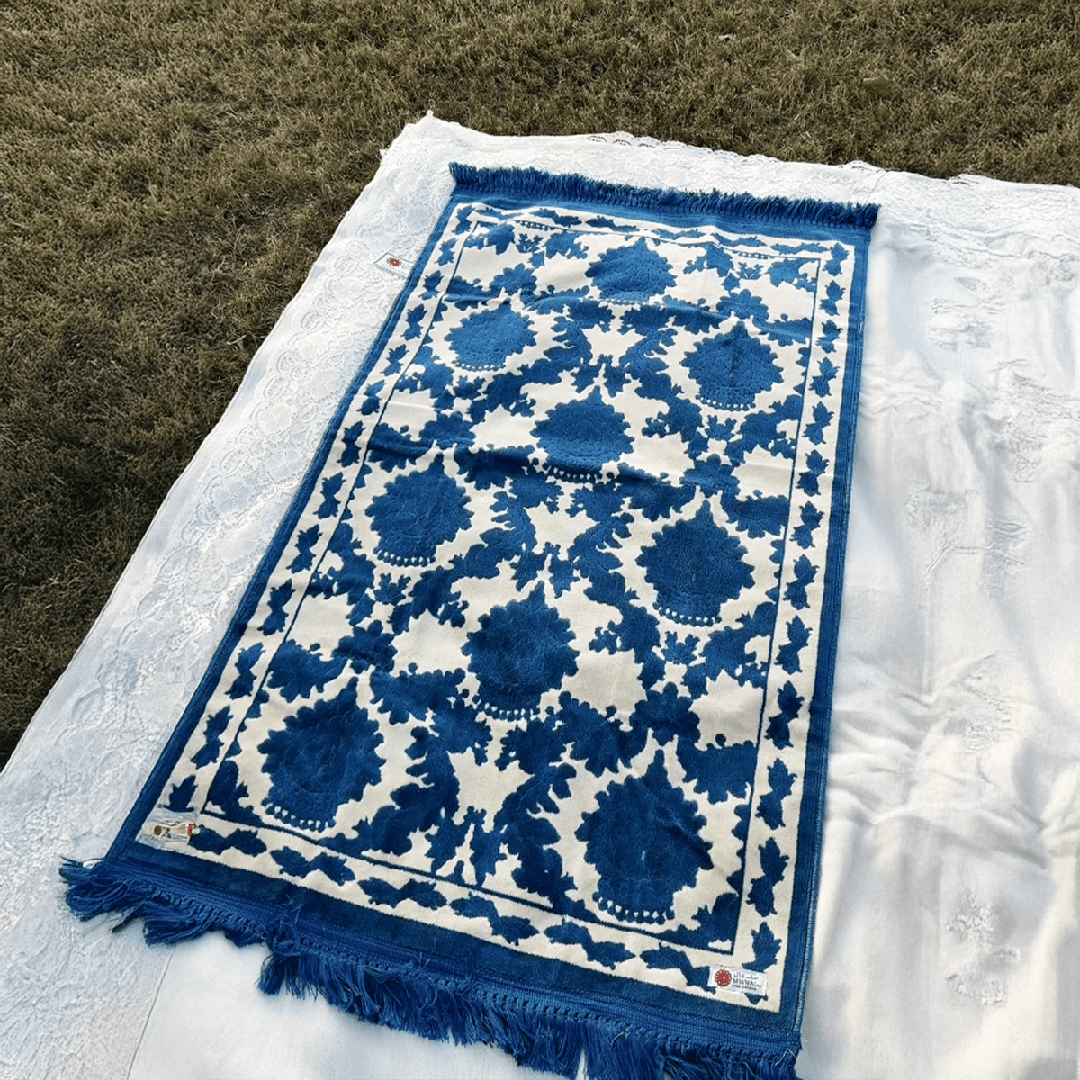 Al Turath Padded Prayer Mat Blue with Handbag - Nusuki Saudi Arabia