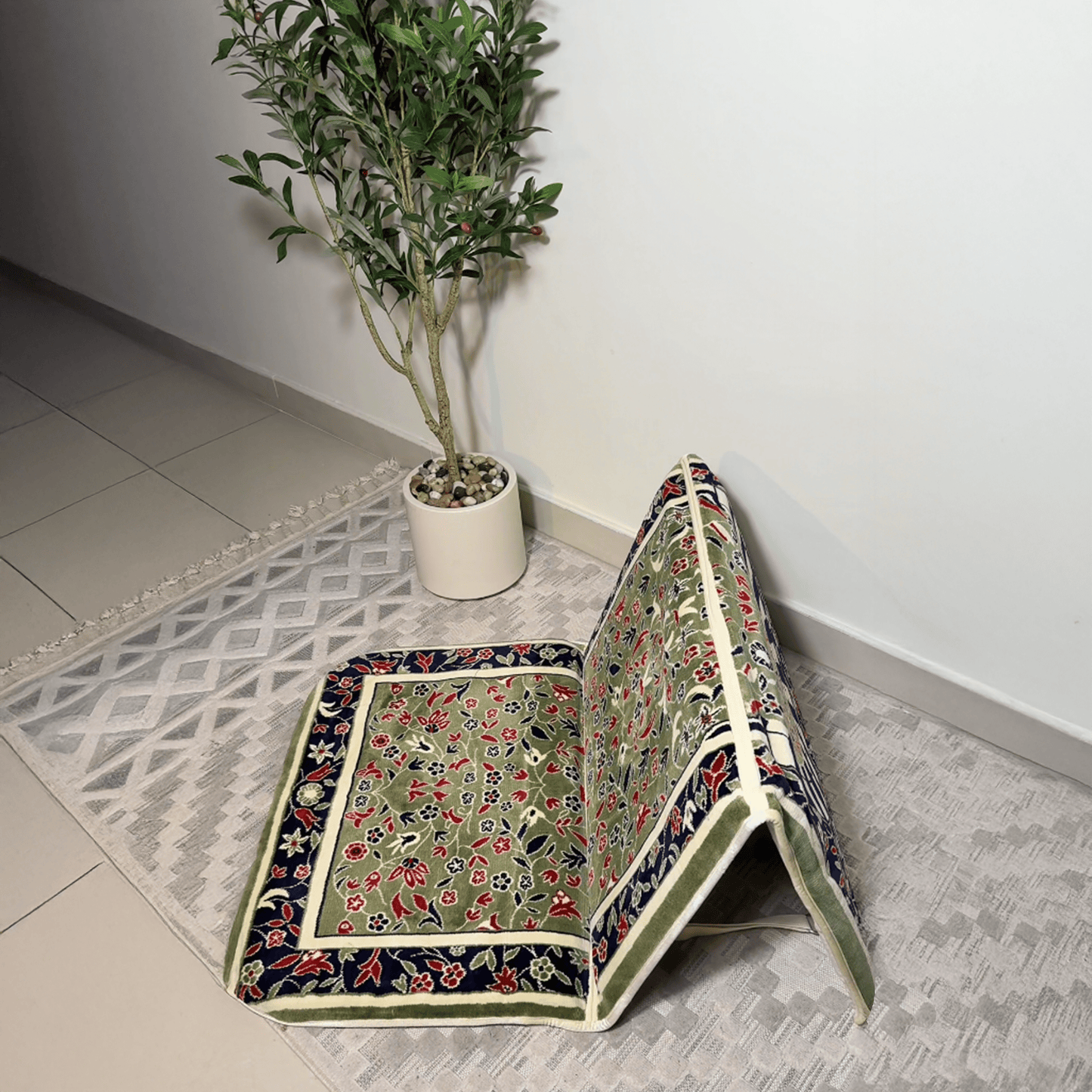 Backrest Al Rawdha with Handbag - Nusuki SA
