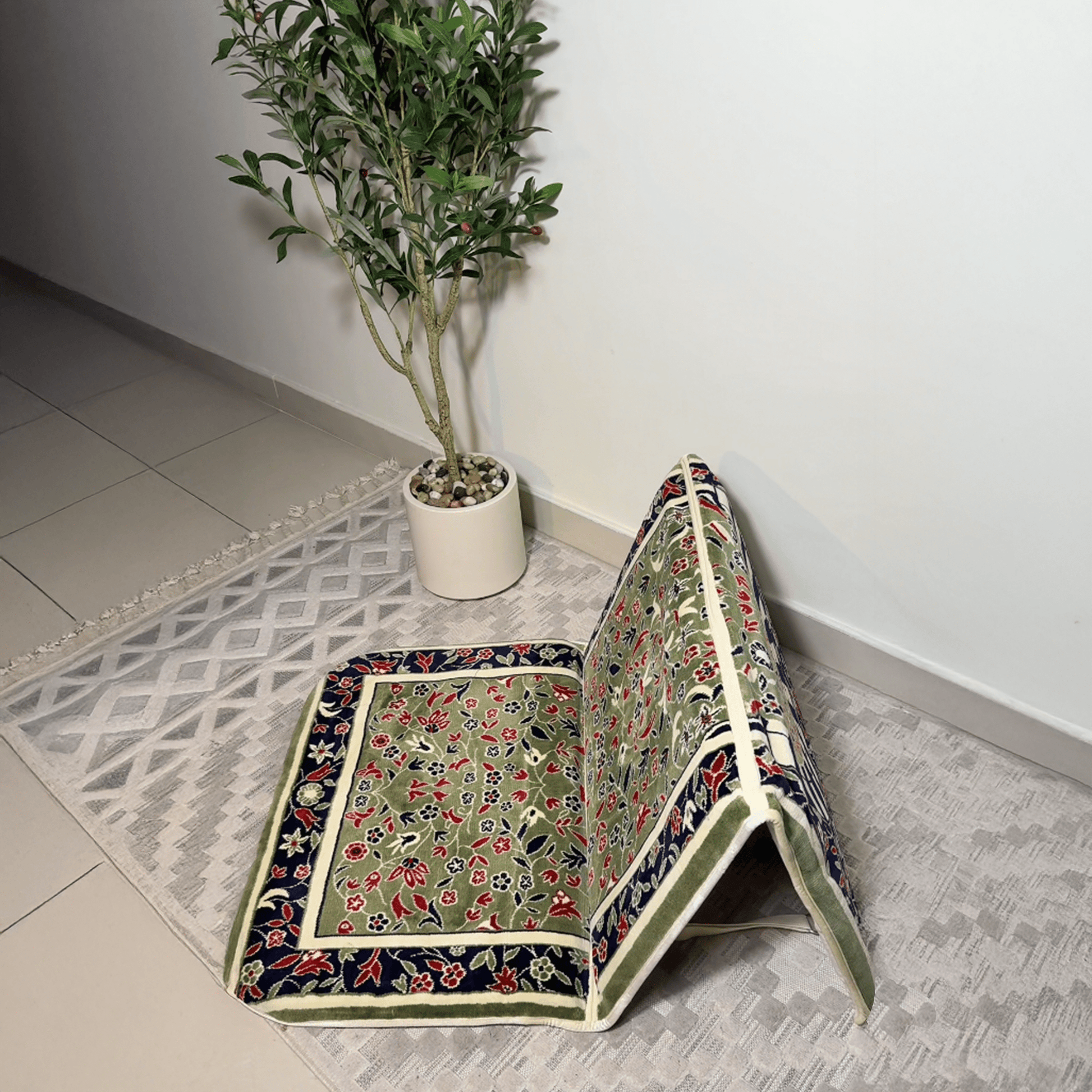 Backrest Al Rawdha with Handbag - Nusuki SA