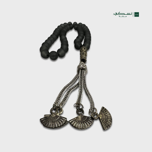 مسبحة صلاة سوداء