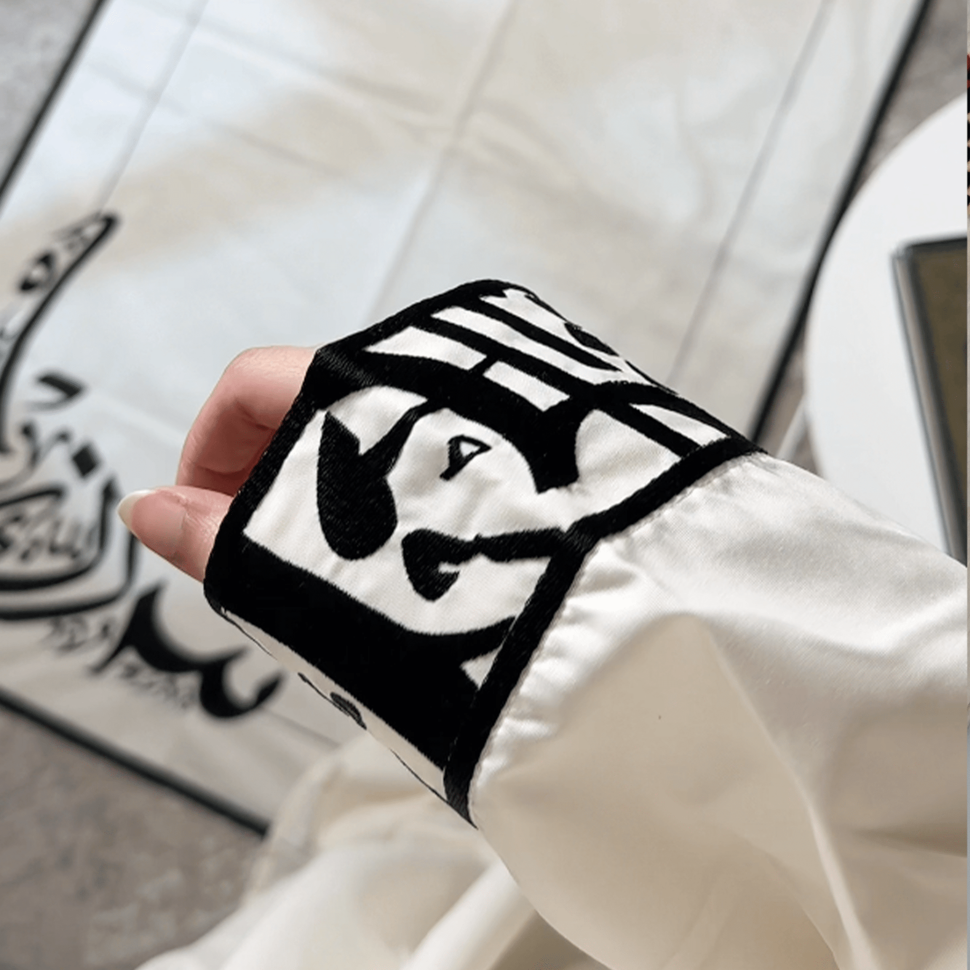 Embroidered Arabic Alphabet Prayer Set - Nusuki SA