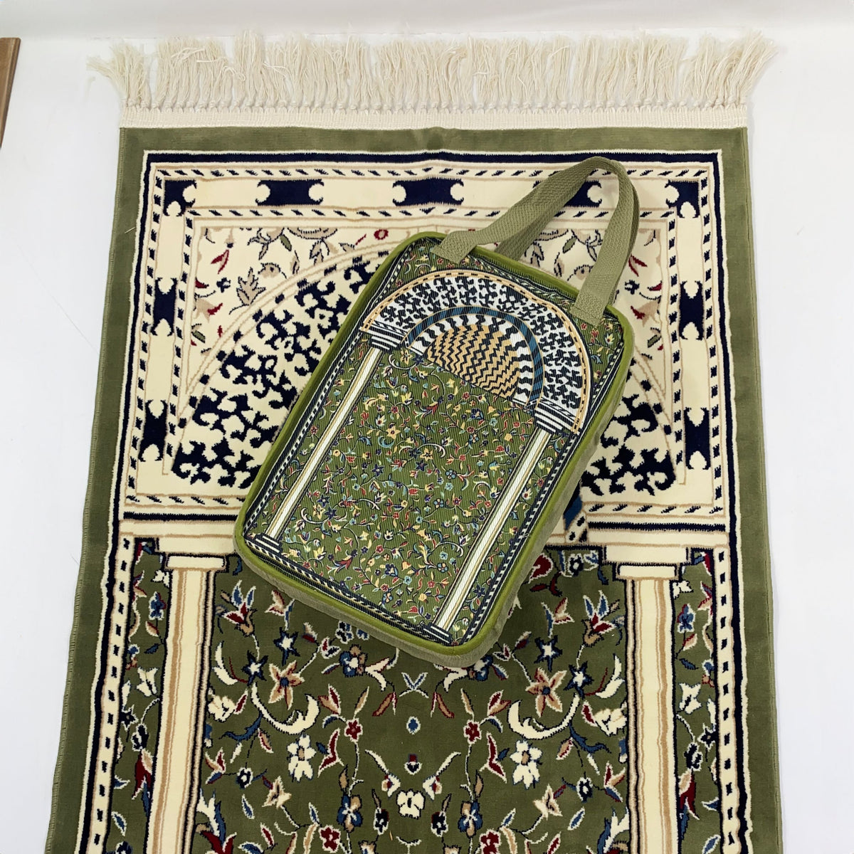 Minbar Al Rawda Prayer Mat with Handbag - Nusuki Saudi Arabia