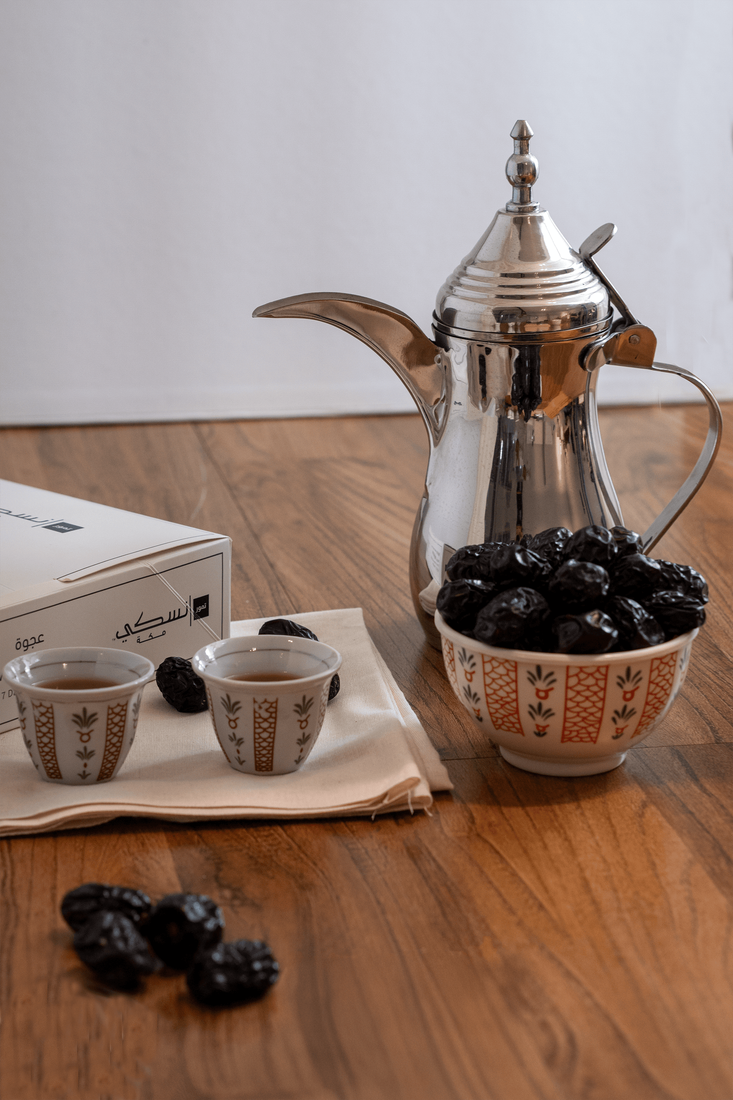 Premium Ajwa Dates from Madinah Farms - (7 Dates) - Nusuki SA